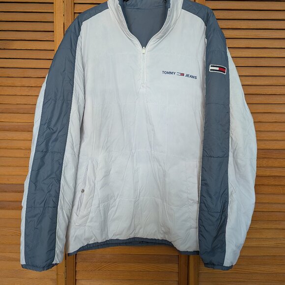 Tommy Adaptive Reversible Popover Jacket - Picture 3 of 6